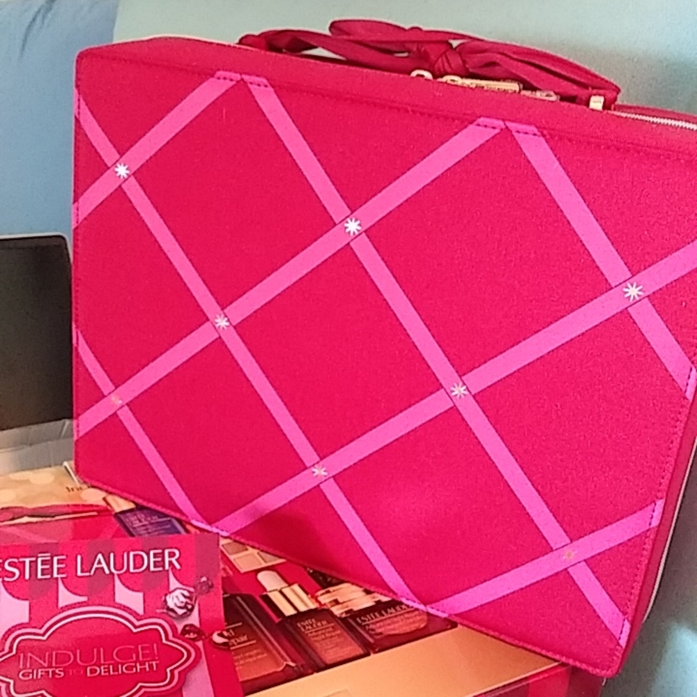 Estee Lauder Red/Pink Velvet Cosmetic Makeup Bag NWT